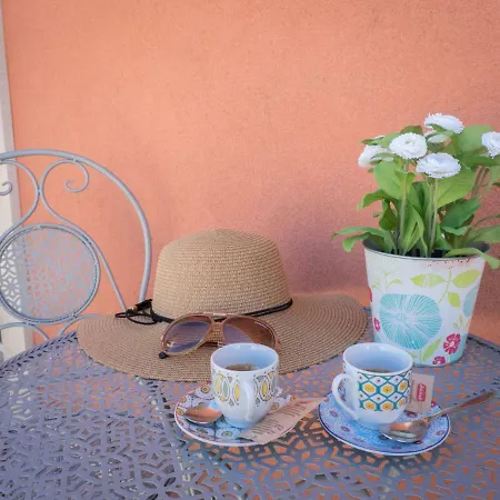 La Casa Dei Nonni Apartment *